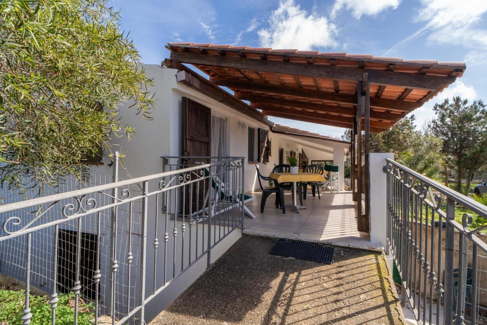 Casa Vacanze Cala Sapone SantʼAntìoco Exterior foto